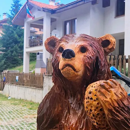 Vakantiehuis самостоятелна къща планински перли, дом 1 на 5 мин от лифт стойките, пампорово *