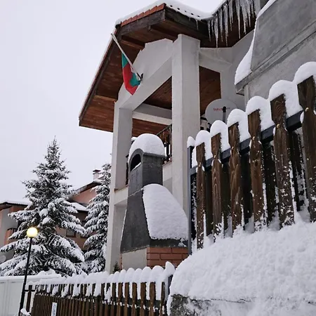 самостоятелна къща планински перли, дом 1 на 5 мин от лифт стойките, пампорово *