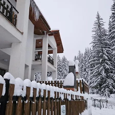 самостоятелна къща планински перли, дом 1 на 5 мин от лифт стойките, пампорово Stoykite