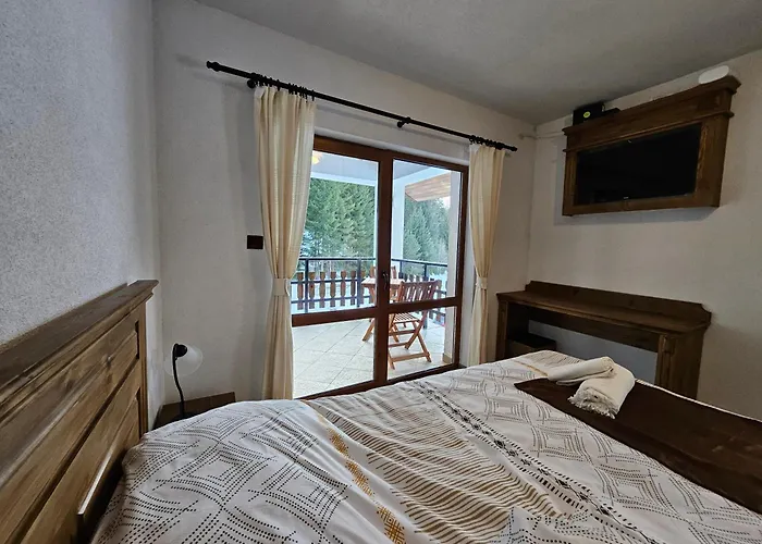 самостоятелна къща планински перли, дом 1 на 5 мин от лифт стойките, пампорово Nyaraló *